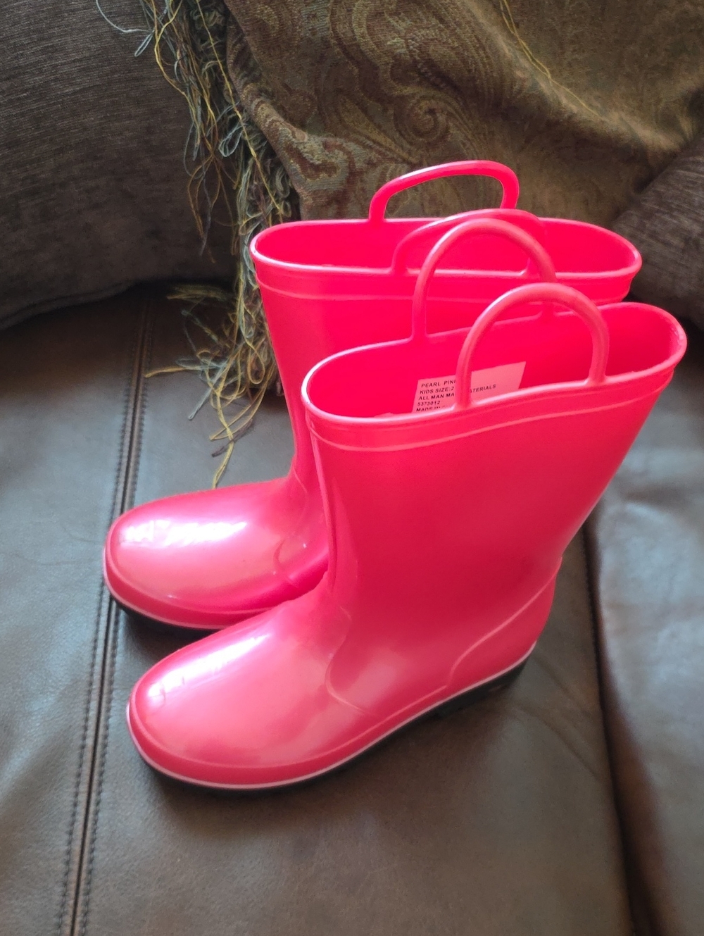 Falls Creek Kids Rain Boots in Bright Pink
